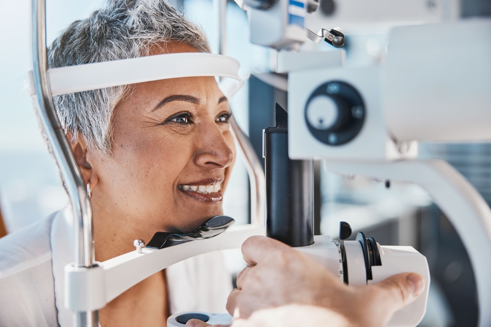 What Is a Macular Hole? 1 Woman getting eyes checked for a macular hole in Chesapeake, VA